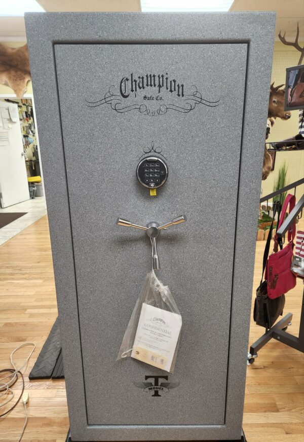 Champion ” Model T ” MT21 Gun Safe Flat Top Arms